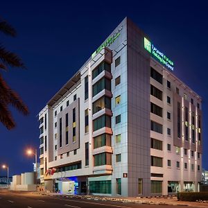 Holiday Inn Express Dubai, Jumeirah, An Ihg Hotel